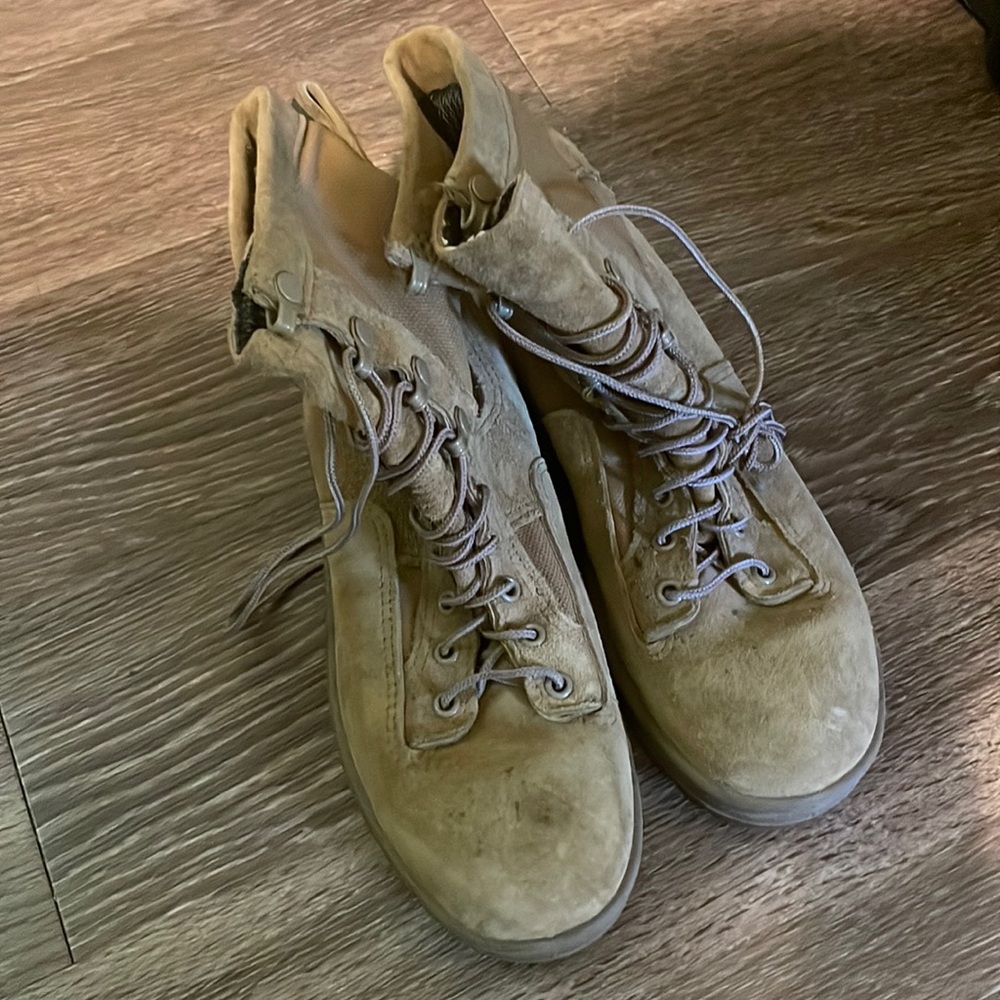 Army Winter boots